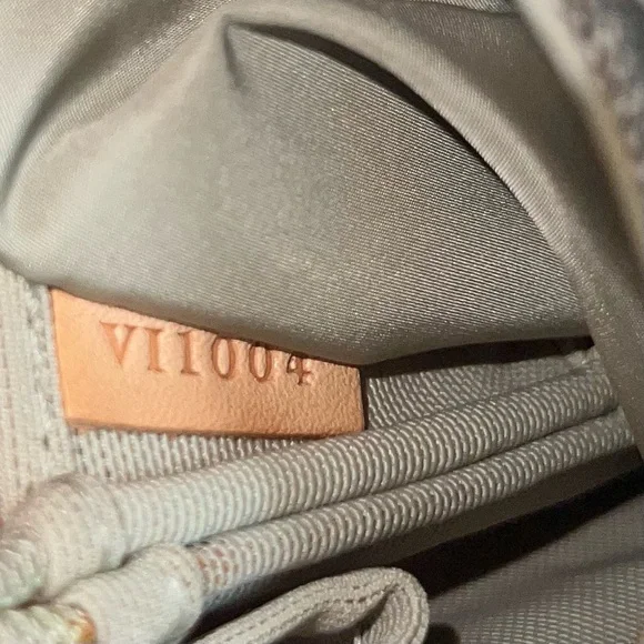 CHRISTMAS SPECIAL LOUIS VUITTON Damier Geant Gray Messenger Computer Laptop Bag - Picture 7 of 16